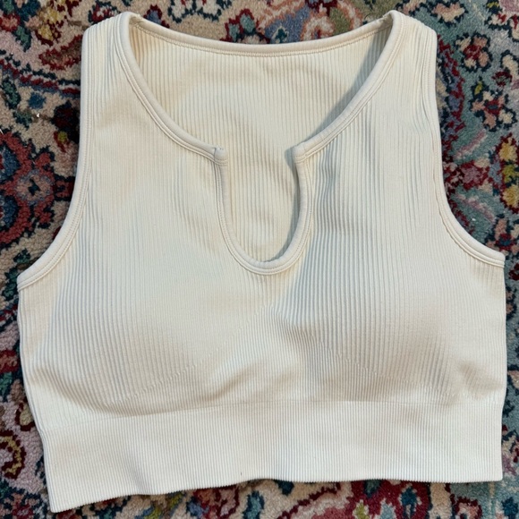 Other - Cream Ribbed Cropped Sports Bra women’s Medium 4 6 8 10 Knotch Cut Work Out